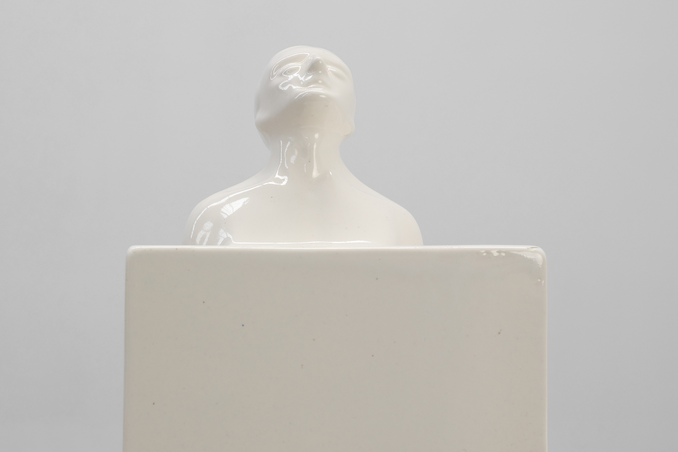 Pair Ceramic bookends by Godofridus Boonekamp for Plateelbakkerij Schoonhoven, Netherlands ca. 1920thumbnail
